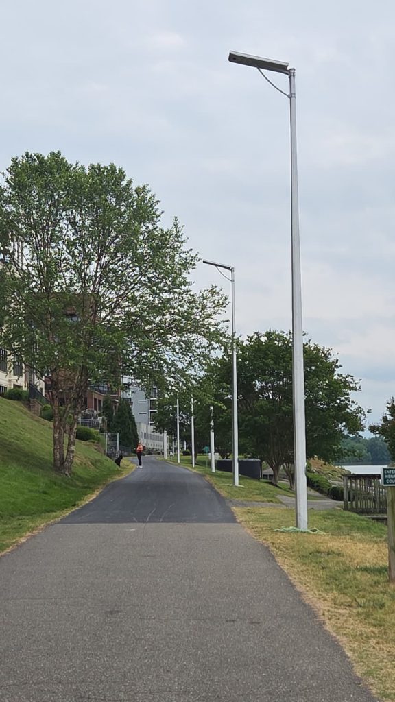 Solar street lights along the Virginia waterfront trail - SolarPath